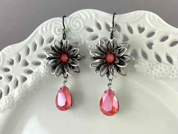Pink Flower Stud Earrings 14mm Faceted Petals and Crystal Center Sterling Silver Pink Flower Stud Earrings 14mm Faceted Petals and Crystal Center Sterling Silver