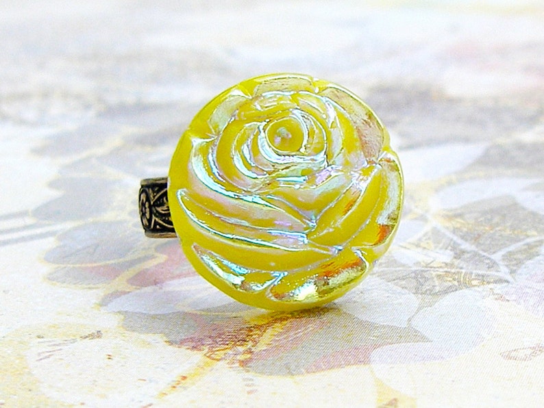 Yellow Tea Rose adjustable Vintage glass button ring image 2