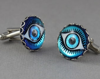 I Have My Eye on You - Vintage glass cufflinks in Aqua Blue