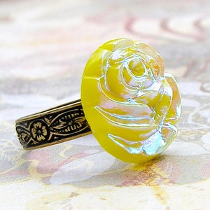 Yellow Tea Rose adjustable Vintage glass button ring image 4