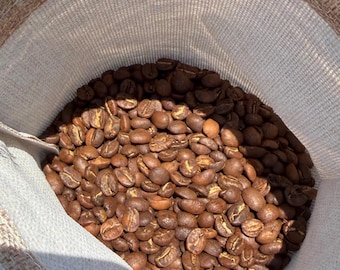 Guatemala Medium Roast Coffee Beans | Amora’s Coffee | Freshly Roasted | 12 oz