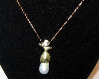 Acorn gold and pearl necklace