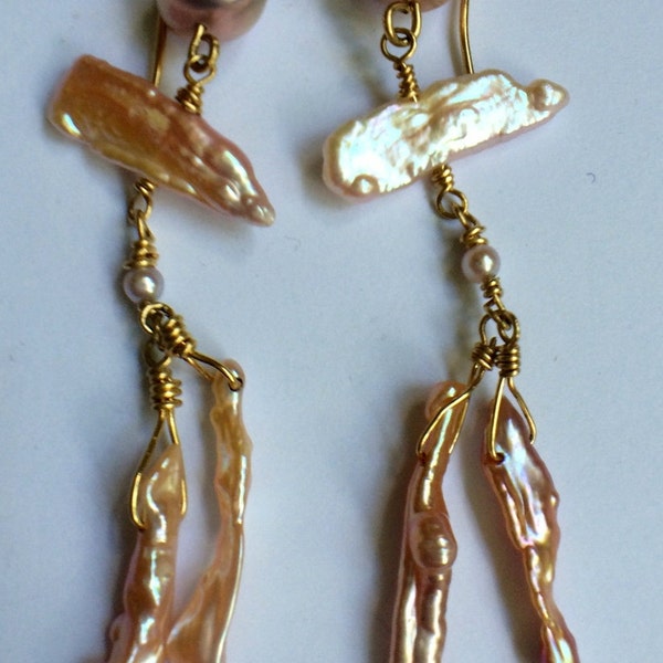 Pink pearl & gold earrings