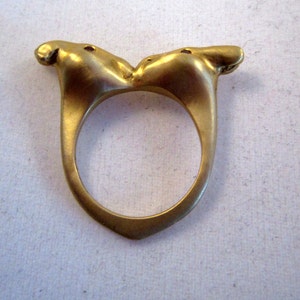 Kissing Rabbits ring with diamonds image 3