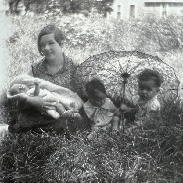 Flapper, Babies, Parasol Antique Found Photo