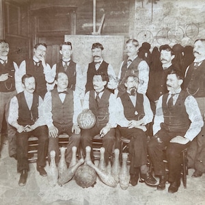Bowling Champs 1899 Foto antigua Fumar Beber