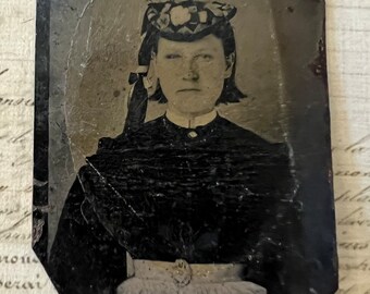 Jonge Vrouw in Hoed Antieke Tintype Foto Burgeroorlog Tijdperk