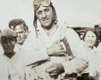 Fallschirmspringer Vintage Fund Foto Barnstormer Aerialist Jesse R. Carr Hand am Fallschirm Ripcord