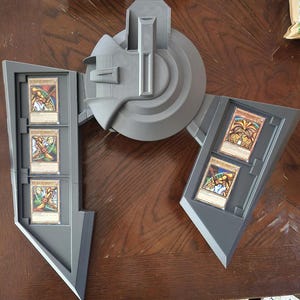Custom 3D Printed Duel Disk Display Stand - Yu-Gi-Oh! Inspired Collectible Prop