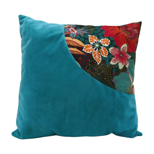 coussin carré bleu turquoise en velours et toile fleurs exotiques, déco textile, déco salon