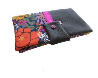 portefeuille femme noir fleurs multi , porte monnaie tout en un en simili cuir et tissu a motifs fleuris , porte chequier et cartes, cadeau