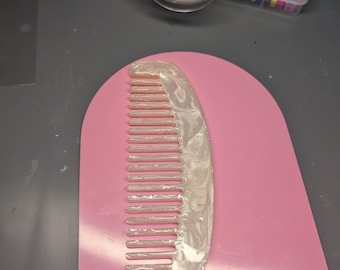 Decorative resin hair comb