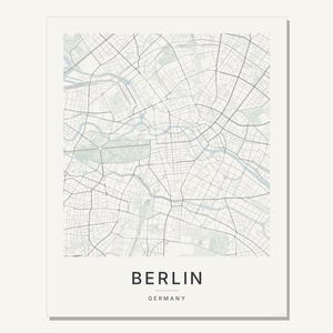 Berlin map wall art — Listing image 03 — flat
