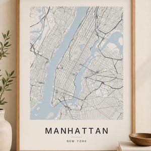 Manhattan map wall art — Listing image 03 — flat