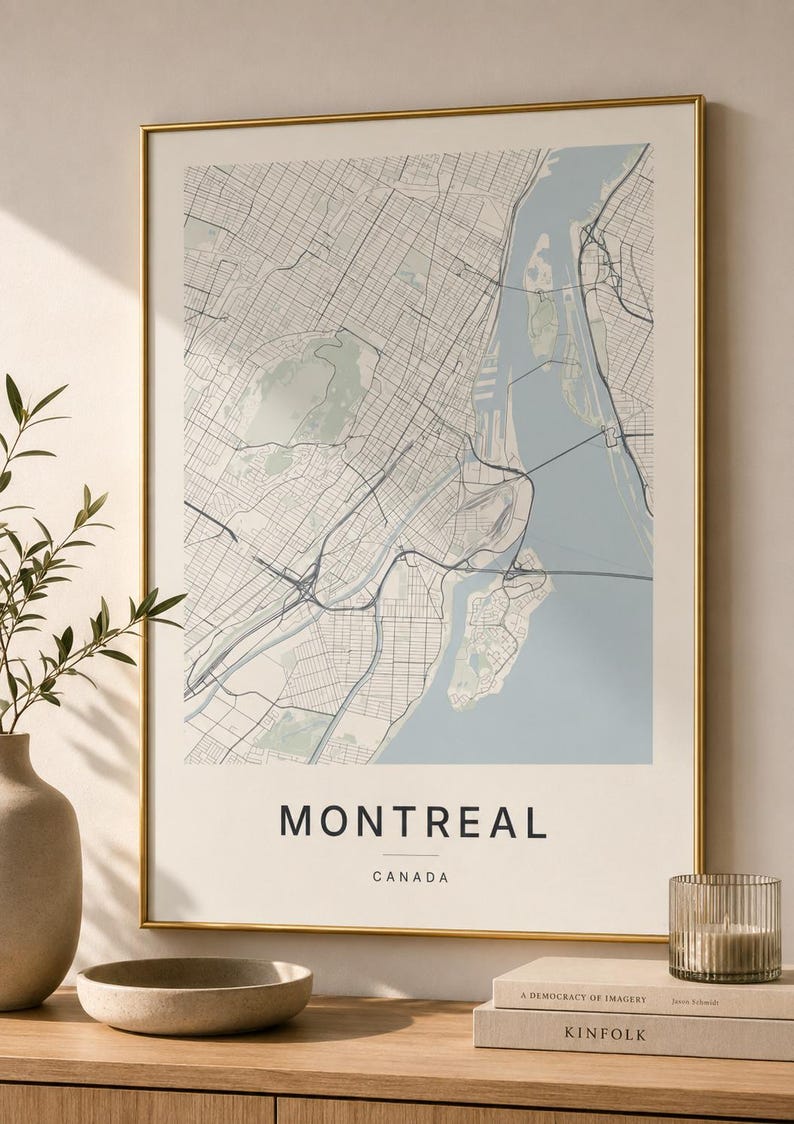 Montreal map wall art — Listing image 04 — detail