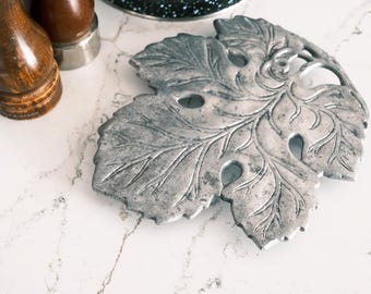 Metal Grape Leaf Trivet