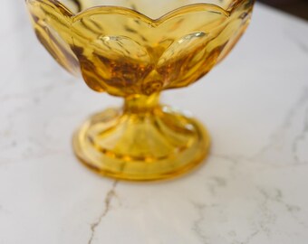 Plato de postre de cristal ámbar