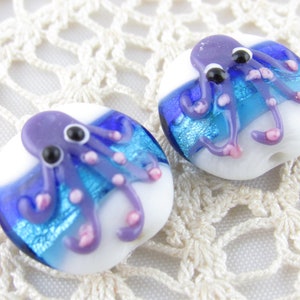 Perlina di vetro a forma di polpo viola da 18 mm, perlina focale a disco blu oceano (2)