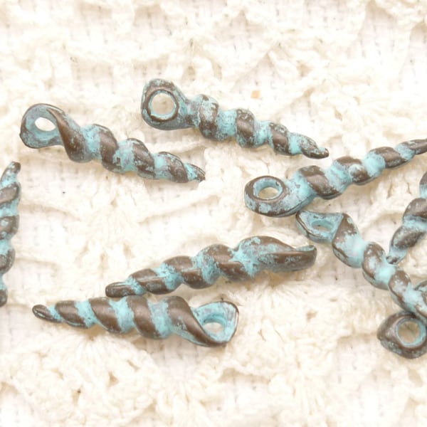 17mm Small, Rustic, Patina Auger Shell, Twisted Spike Charms, Pendants - Mykonos Casting Beads (6) - M61 - X1520