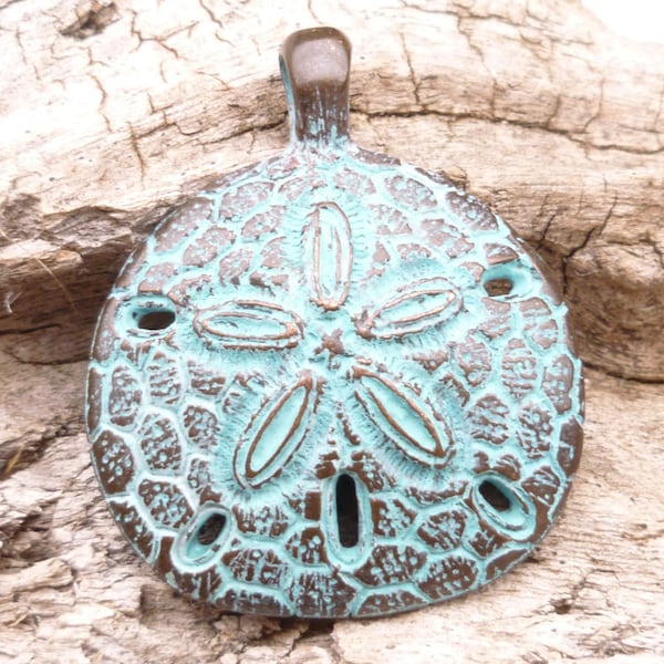 Rustic, Vintage Look, Sand Dollar Charms, Pendants - Mykonos Casting Beads (1) - M21 - X5785