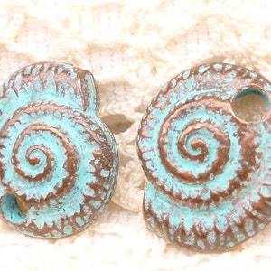 Rustic, Vintage Look, Patina Nautilus Ammonite Spiral Charms, Pendants - Mykonos Casting Beads (1) - M15