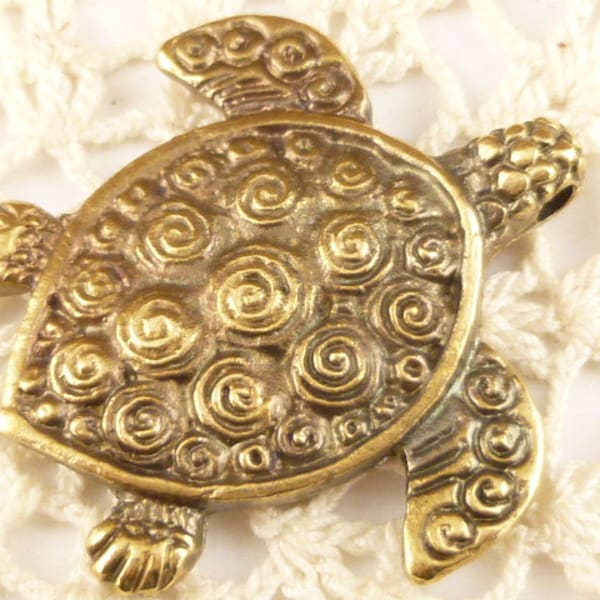 Antique Brass Two Sided Turtle Casting Pendant Charm, Gold Tone Mykonos Casting - M87 - X5611