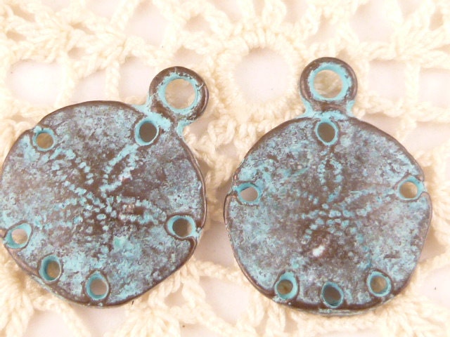 Small Rustic Vintage Look Patina Blue Sand Dollar Charms | Etsy