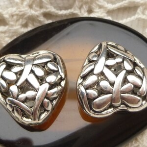 15mm Filigree Dragonfly Heart Spacer Beads, Antique Silver (4) - SF44