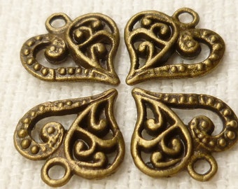 Intricate Detailed Swirl and Filigree Heart Charms , Antiqued Bronze (10) - A40