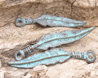 Patina Tribal Feather Charms, Turquoise Delicate Feather Charms, Mykonos Casting  (6) - M18