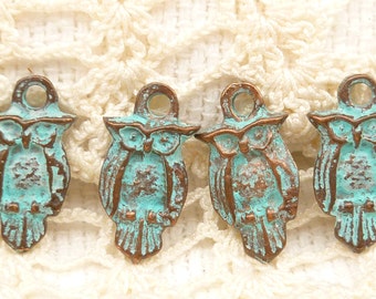 Tiny, Rustic, Patina Owl Charms - Mykonos Casting Beads (4) - M7