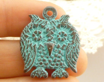 Rustic, Vintage Look, Owl Charms, Pendant - Mykonos Casting Beads (1) - M74