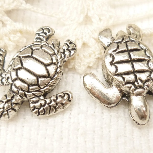 18mm Sea Turtle Spacer Beads, 3D Turtle Bead, Antique Silver (4) - SF46