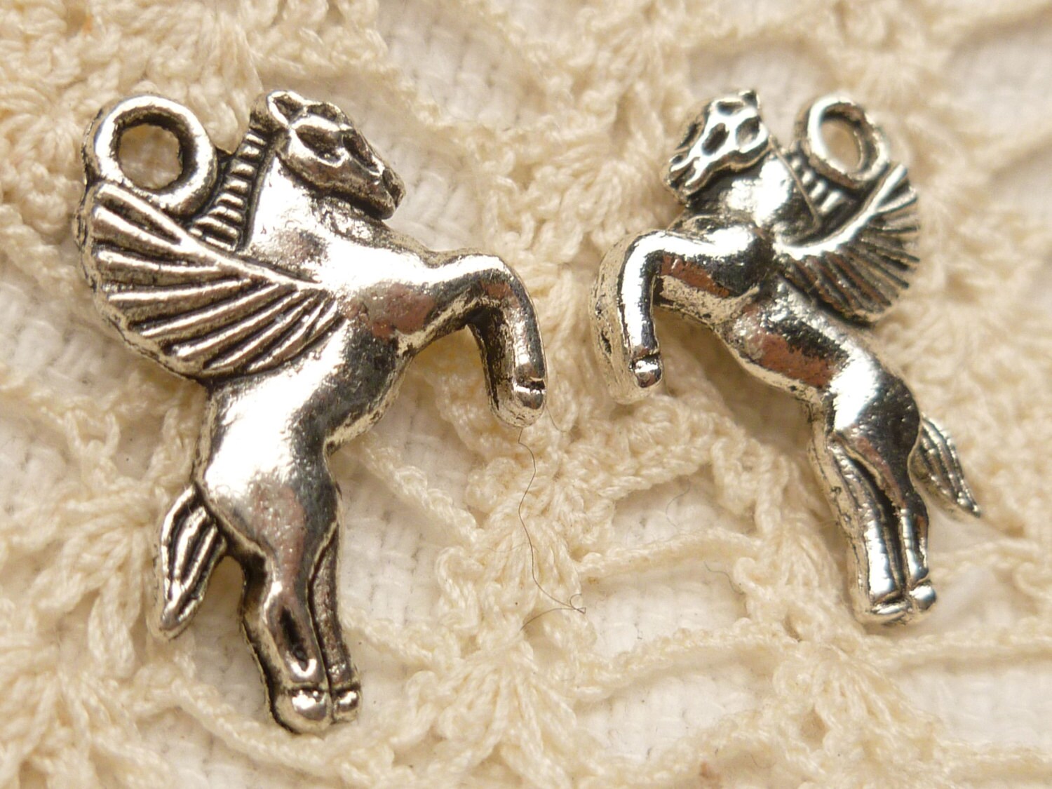 Flying Pegasus Charms Antique Silver 6 S148 Etsy