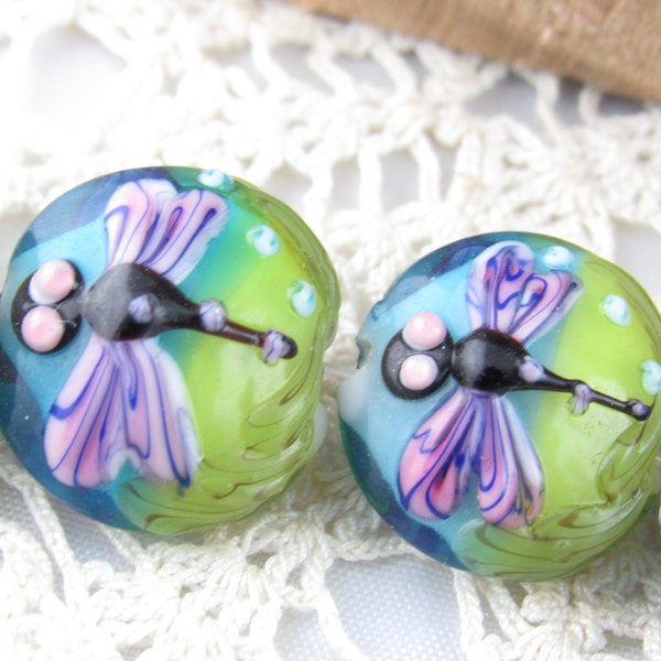 21mm Delicate Dragonfly Glass Focal Beads  (2)