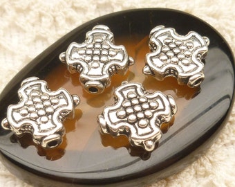 PE-0158 - ヴィンテージ スタイルのアンティーク真鍮製十字架