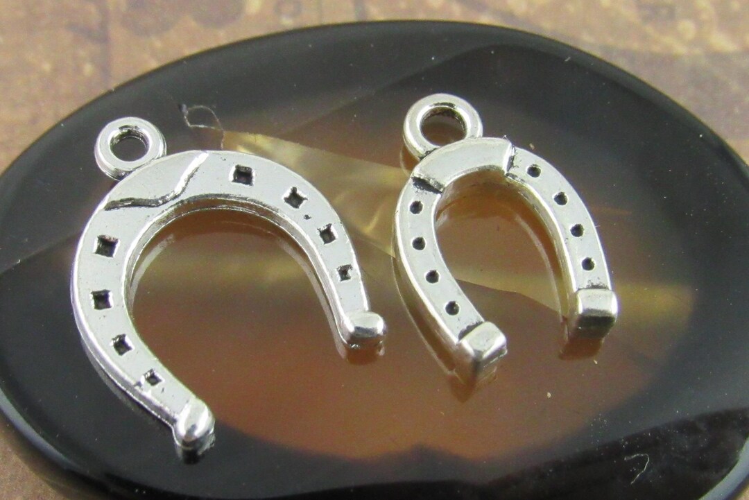 Silver Tone Horseshoe Charms (10) - S114 - Etsy