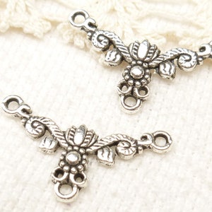 Three Hole Chandelier Connector Finding, Antique Silver (10) - SF22