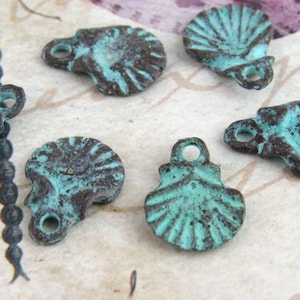 13mm Scallop Shell Charms, Tiny Perfect, Rustic, Vintage Look, Patina  - Mykonos Casting (6) - M52