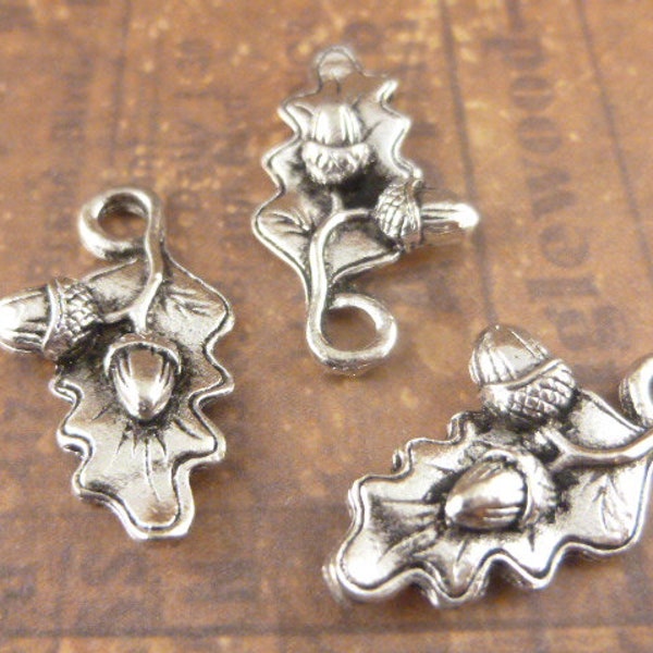 Whimsical Oak Leaves Acorn Charms, Antique Silver, Tibetan Style (6) - S75