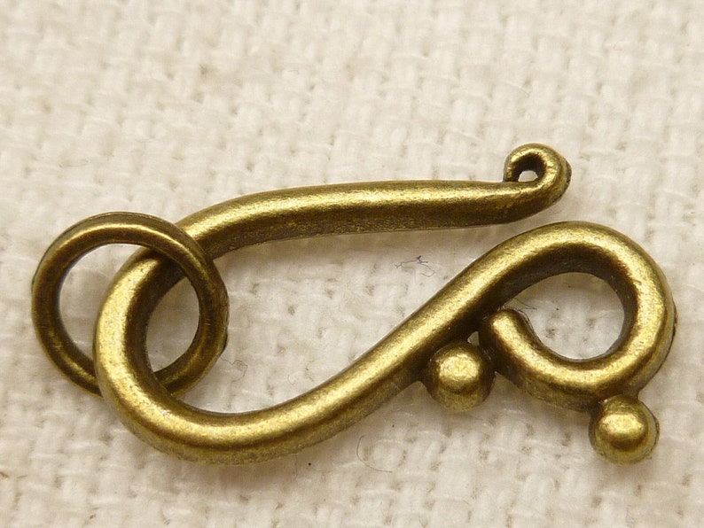 Antique Bronze Clasp, Hook and Eye Clasp Closure 4 sets A28 image 3