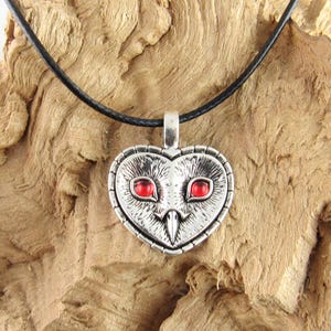 Barn Owl Necklace, Antiqued Silver Owl Pendant Necklace, Night Owl Pendant (1)