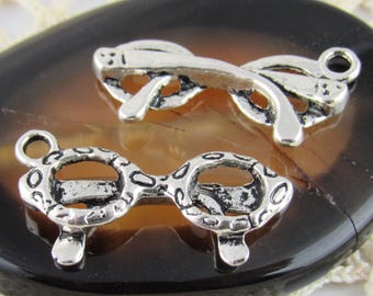 Silver tone Vintage Style Eyeglasses Glasses Charms (6) - S27