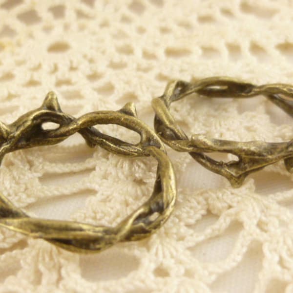 Crown of Thorns Twisted Ring Connector Charm, Antiqued Bronze (6) - A60