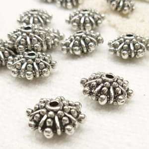 Snowflake Spacer Bead, Star Spacer Beads, Antique Silver (6) - SF54
