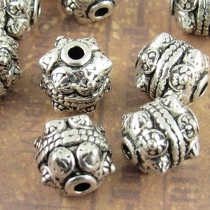 10mm Ornate, Tribal, Spiky Metal Spacer Beads, Antique Silver (4) - SF20