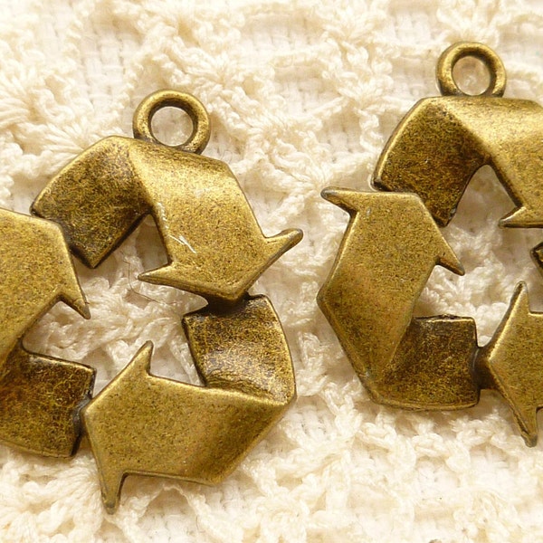 Recycle Symbol Sign Charms, Antiqued Bronze (4) - A13