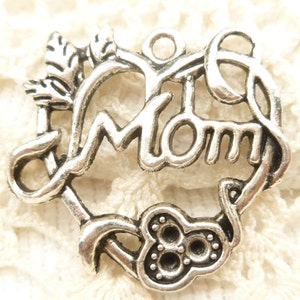 Filigree Mother&#39;s Day &#39;Mom&#39; Heart Charm, Antique Silver (4) - S164
