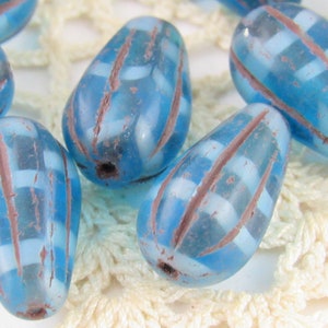 8x15 Perle de verre Blue Drop, Perle de verre pressé tchèque Melon Drop - MLD15/092