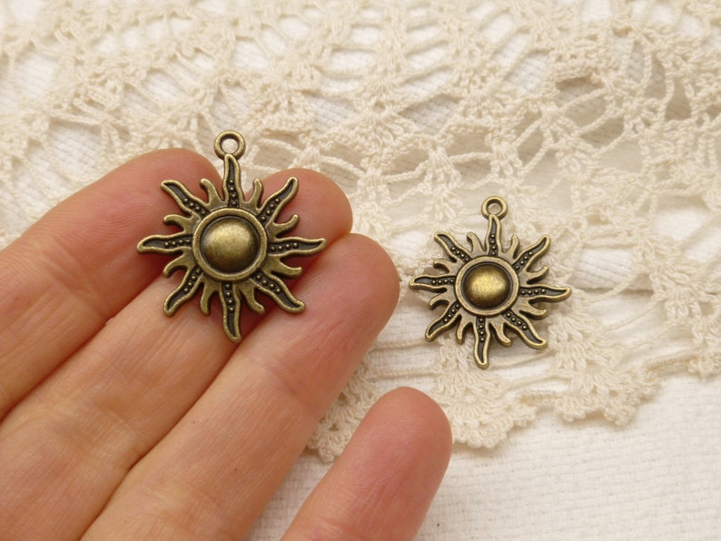 Radiating Sun Charms, Antique Bronze 6 A39 image 5